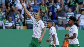 Eintracht Frankfurt faz ponto de situação sobre Bas Dost e até adianta 'timings'