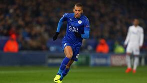 Salário de Slimani complica regresso ao Sporting