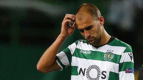 Bas Dost animado pelos colegas e por Keizer