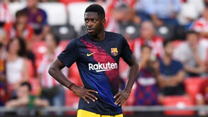 Dembélé desobedeceu ao Barcelona e dormiu no aeroporto cinco horas