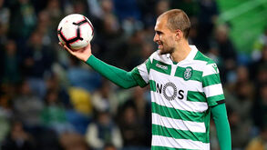 Bas Dost é esperado hoje na Academia