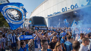 FC Porto acarinhado à partida e à chegada a Lisboa antes do clássico