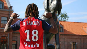 Oficial: Renato Sanches reforça Lille