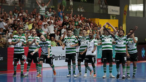 Record Internacional Masters: Sporting vence Kairat Almaty