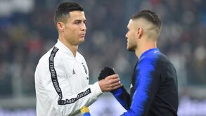 São estes os dez futebolistas mais pesquisados no... Pornhub