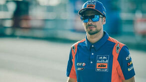 Miguel Oliveira fora do GP Grã-Bretanha: colega Zarco fez asneira e derrubou o português