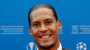 Van Dijk eleito jogador do ano pela UEFA