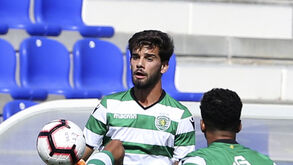João Oliveira fica até 2021