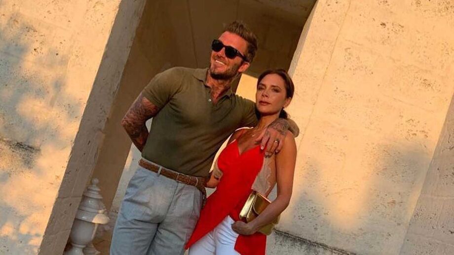 Victoria e David Beckham celebram amor em Itália