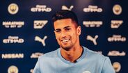João Cancelo (Juventus para o Manchester City, 65M€)
