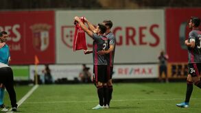Pizzi marcou e fez esta dedicatória juntamente com os colegas do Benfica