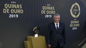 Fernando Santos recebe Quinas de Platina: «Este prémio é muito para Portugal»
