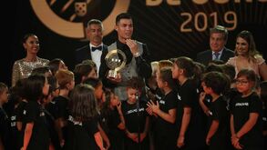 Ronaldo recebe Quinas de Ouro e confessa: «Gostava que o Sporting ganhasse um premiozinho» 
