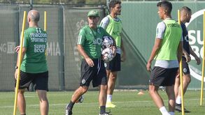 Jesé Rodríguez e Bolasie no primeiro treino do Sporting com Leonel Pontes ao comando