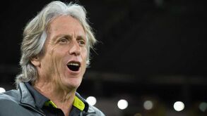 Jorge Jesus tranquilo apesar da violência no Rio: «Mister, não ande com relógio nem colar»