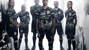 Novo equipamento do Corinthians faz furor