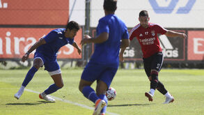 Como jogou o Benfica frente ao Estoril: da estreia de Morato à opção por Paulo Bernardo
