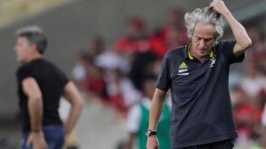 Atitude 'inapropriada' de Jorge Jesus pode custar presença do treinador na Libertadores