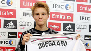 A história surreal da contratação de Odegaard: Real Madrid pagou 3 milhões de euros ao pai 