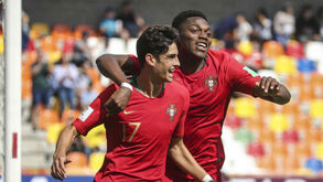 Portugal vence Bielorrússia e sobe à liderança do Grupo 7