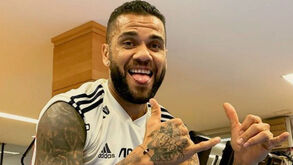 Dani Alves: «A grande maioria dos clubes acha que eu tenho data de validade»