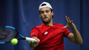Taça Davis: João Sousa conquista primeiro ponto para Portugal frente à Bielorrússia