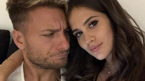 Jessica Melena faz dança erótica para Ciro Immobile