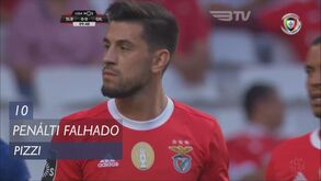 Um momento pouco visto: Pizzi desperdiça penálti na Luz