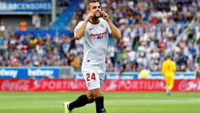 Sevilha vence Alavés e isola-se na liderança da La Liga