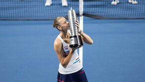 Karolina Pliskova soma 15.º título da carreira em Zhengzhou