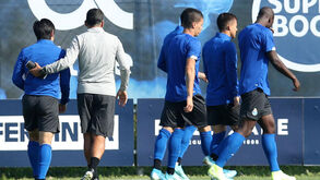 Ponto final no 'caso Nakajima': as imagens que marcaram o treino do FC Porto