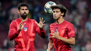 Diego Costa 'agrediu' João Félix no aquecimento?