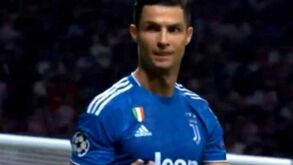 Gesto de Ronaldo enfureceu adeptos do At. Madrid e a justificação ainda criou mais confusão