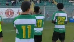 Leça-Oliveirense, 0-0 (4-3 pen.): Lei do mais forte invertida em Leça da Palmeira