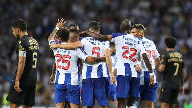 Carlos Xistra 'valida' golo de Marcano com recurso ao VAR