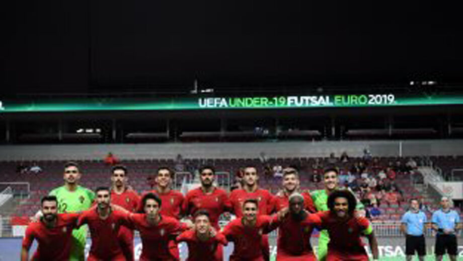 Futsal: Portugal bate França e garante meias-finais do Europeu sub-19