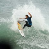Frederico Morais relegado para repescagem na prova da elite do surf no Havai