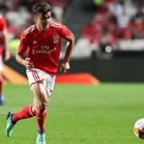 Renovações fechadas no Benfica: Vieira segura três de uma só vez