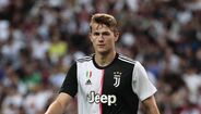 De Ligt (Juventus) – saiu do Ajax para a Juventus, por 85,5 milhões de euros. Jogou apenas cinco encontros da Serie A e dois na Liga dos Campeões e ainda não conseguiu impor, em Turim, o ritmo da última temporada.
