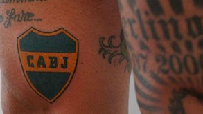Mais uma tatuagem: Materazzi desenha símbolo do Boca