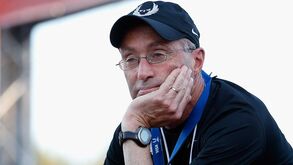 Antigo treinador de Mo Farah utilizou filho para fazer experiências com testosterona