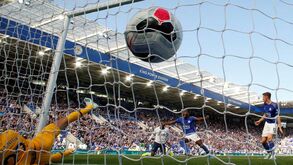 Há um português (e um ex-Sporting) no onze ideal de setembro das principais ligas europeias