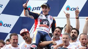 GP Tailândia: Márquez sagra-se campeão com Miguel Oliveira fora dos pontos