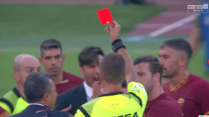 Paulo Fonseca furioso 'atirou-se' ao árbitro após ser expulso