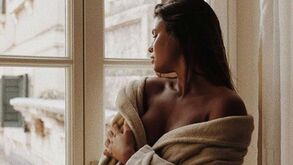 A longa espera de Carolina Loureiro acabou numa foto muito sugestiva