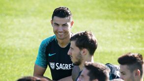 Ronaldo enfrenta presa que dá luta 