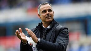 Adeptos defendem continuidade de José Gomes 