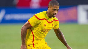 Glen Johnson critica ex-treinador do Liverpool: «Não soube agarrar o touro pelos cornos»