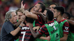 Médio do Flamengo revela o que Jorge Jesus não gosta que os jogadores façam