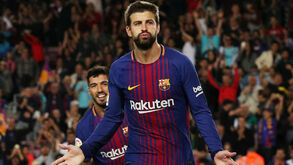 Gerard Piqué leva 'amarelo' da polícia de Barcelona